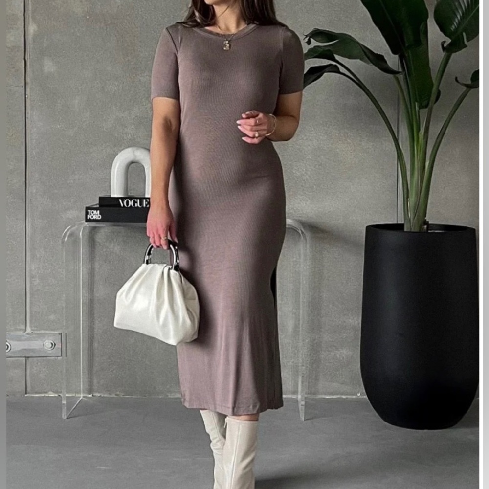 Dex Naomi ribbed tshirt dress